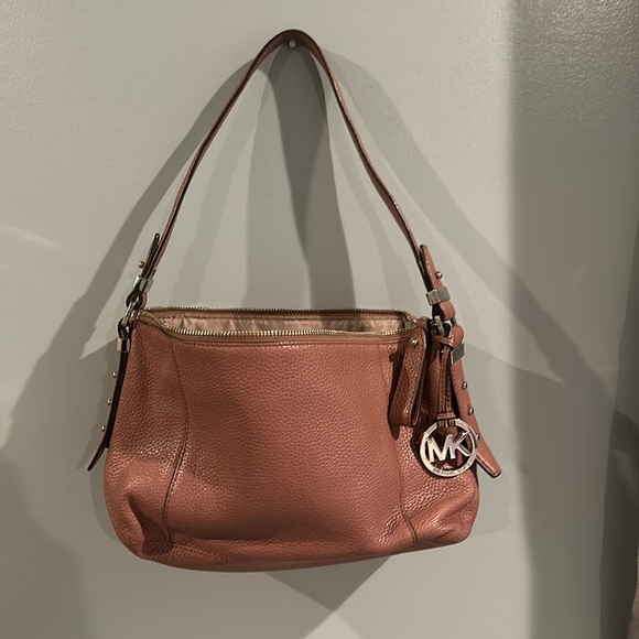 Michael Kors handbag - Picture 1 of 4